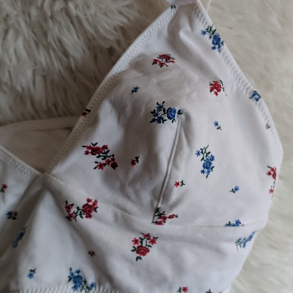 Floral bralette top size Medium - Picture 3 of 3